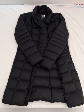 The North Face Women’s Black Long Puffer Jacket